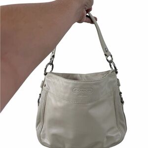 Coach Original Off-White Leather Shoulder Bag